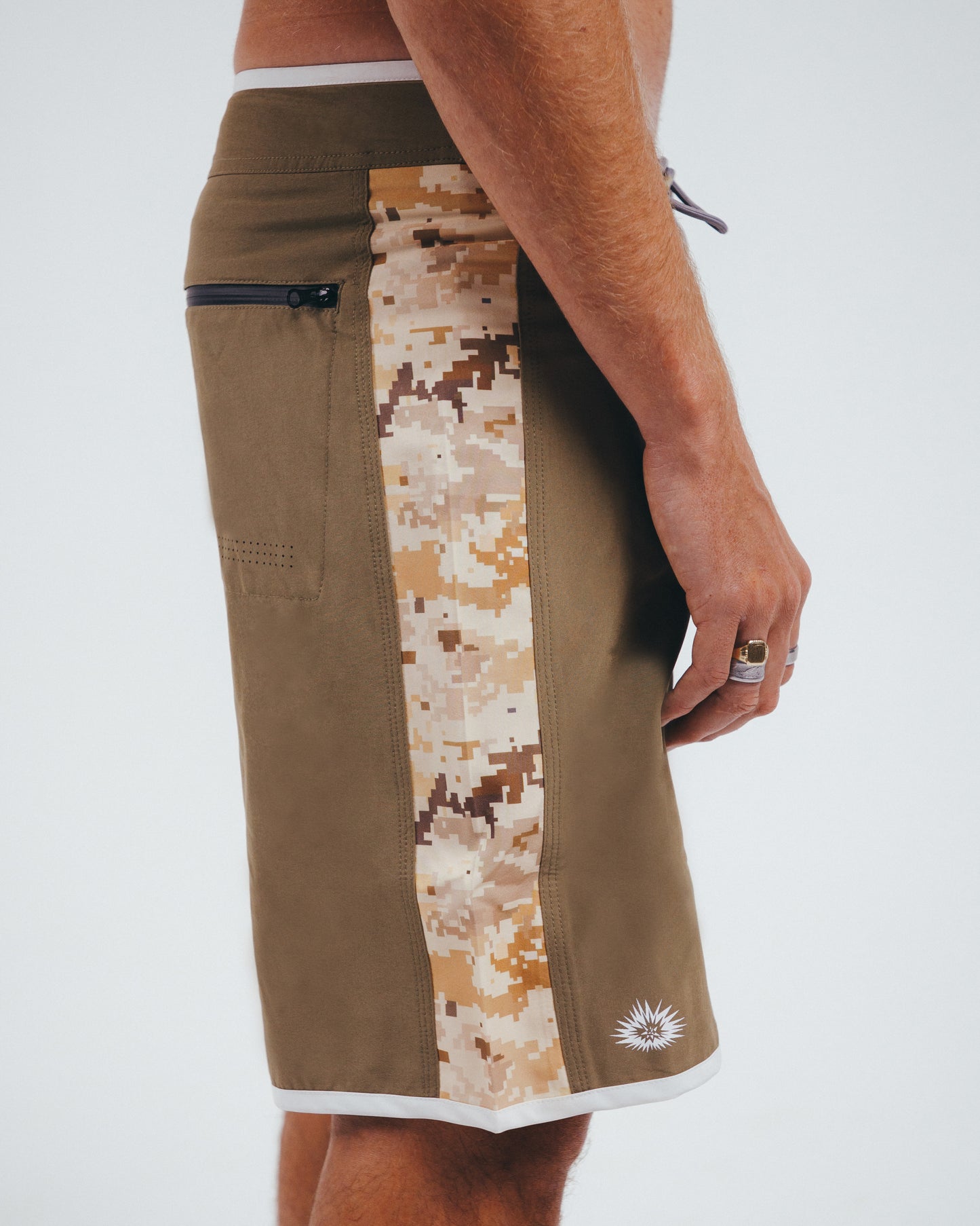 Desert Camo - 20"